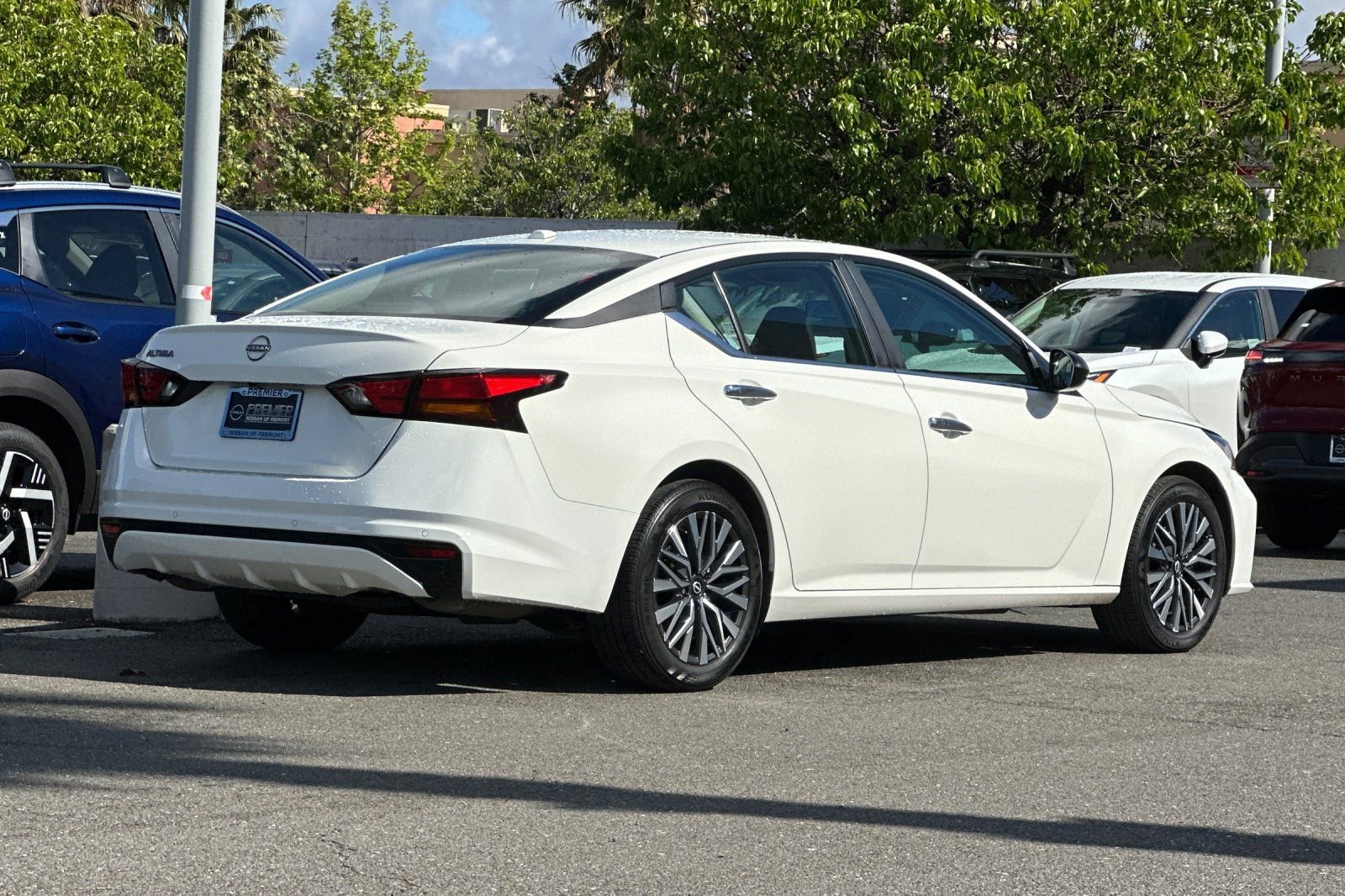 Certified 2025 Nissan Altima 2.5 SV image 4