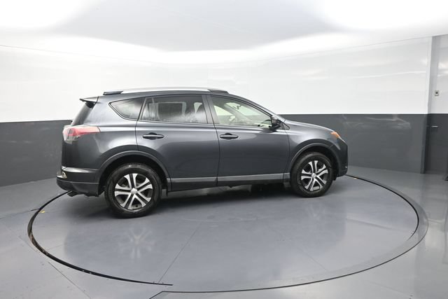 Used 2016 Toyota RAV4 LE FWD image 23