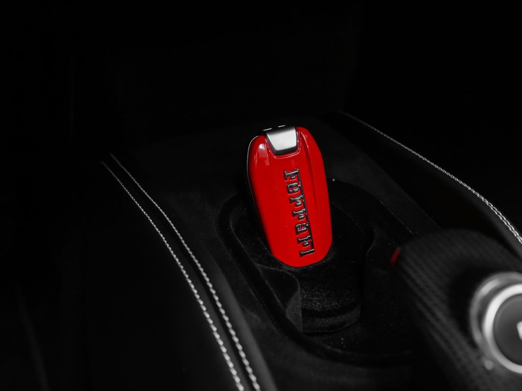 Certified 2021 Ferrari F8 Tributo RWD image 61