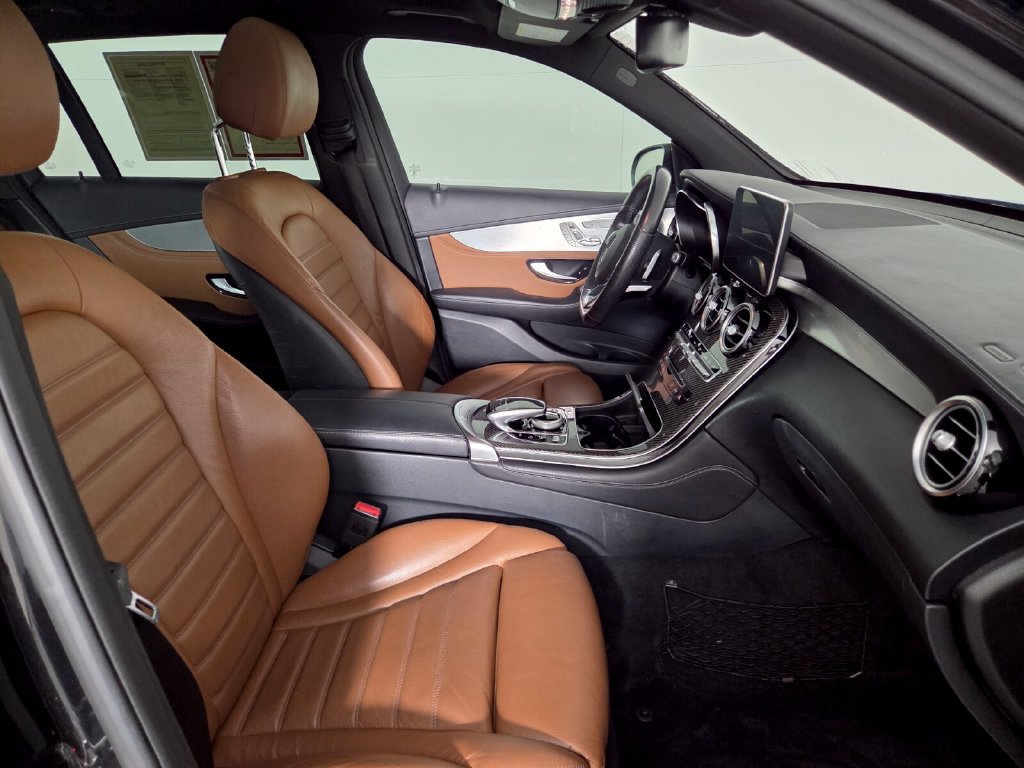 Used 2019 Mercedes-Benz GLC 43 AMG 4MATIC image 31