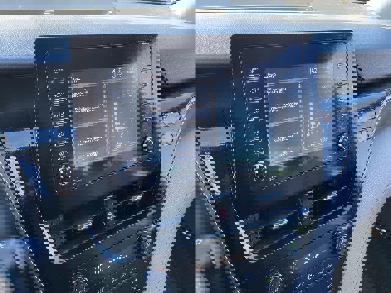 Used 2021 Toyota Camry SE w/ Carpet Mat Package (TMS) image 17