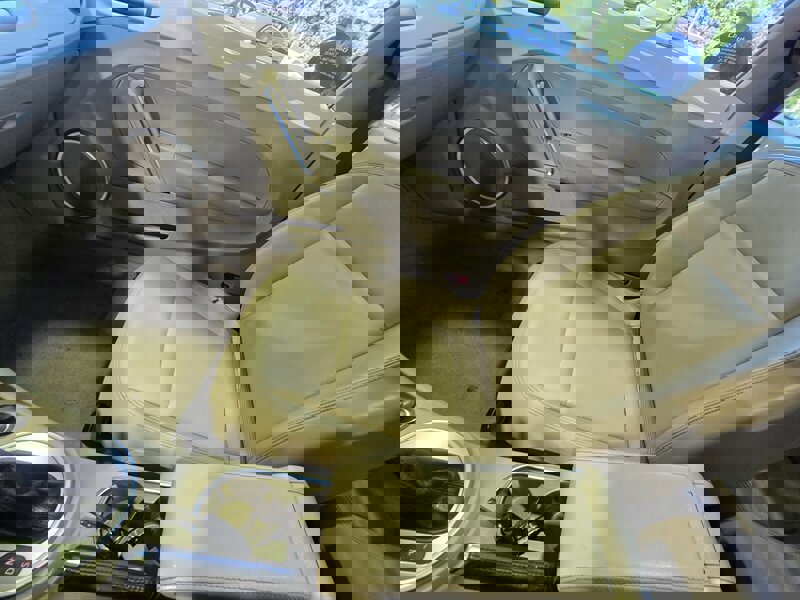 Used 2014 Volkswagen Beetle TDI image 28