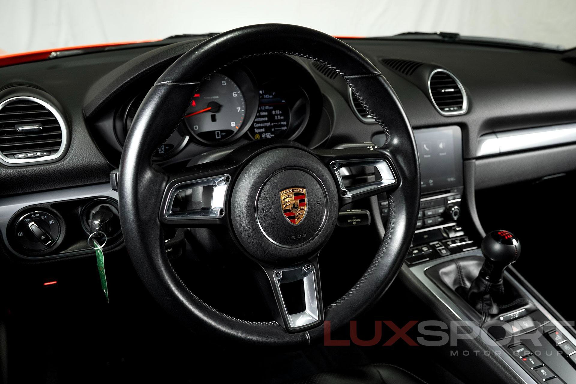 Used 2018 Porsche 718 Cayman S image 32