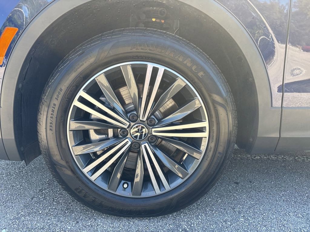 Used 2024 Volkswagen Tiguan Wolfsburg Edition image 9