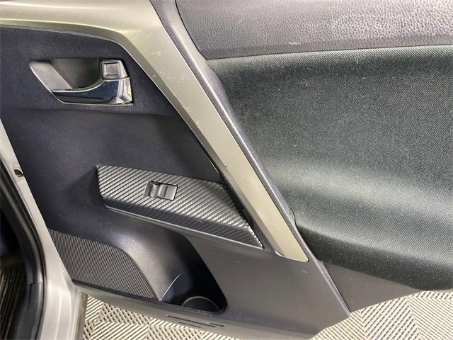 Used 2015 Toyota RAV4 XLE image 25