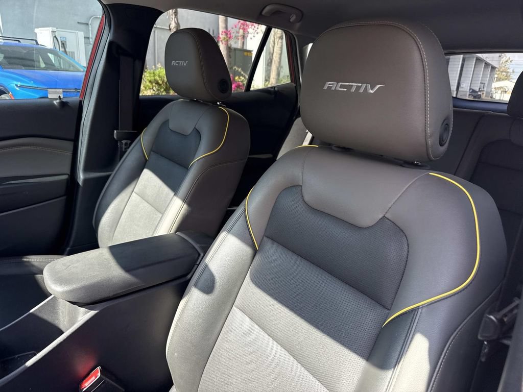 Used 2024 Chevrolet Trax ACTIV w/ Driver Confidence Package FWD image 19