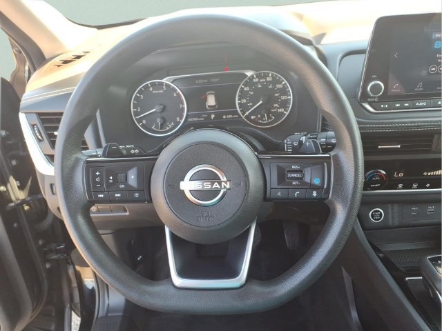 Used 2023 Nissan Rogue SV AWD/4WD image 15