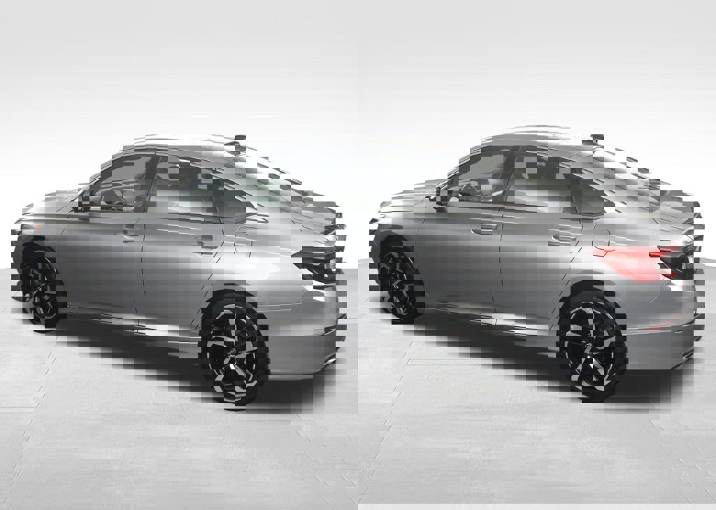 Used 2022 Honda Accord Sport image 4