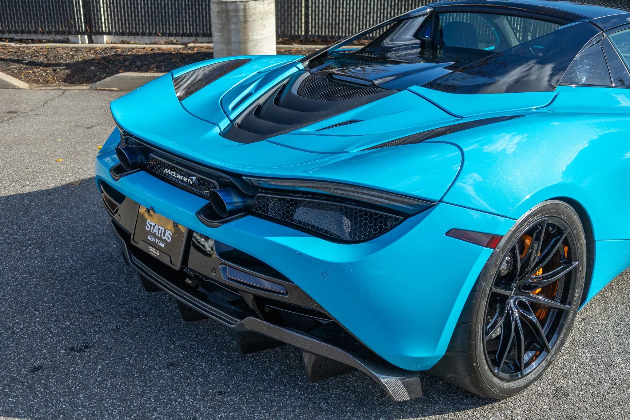Used 2022 McLaren 720S Spider RWD image 43