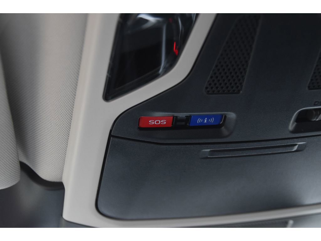 Certified 2025 Subaru Outback Premium image 38