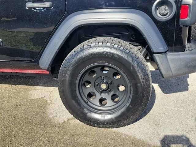Used 2018 Jeep Wrangler Unlimited Sport image 11