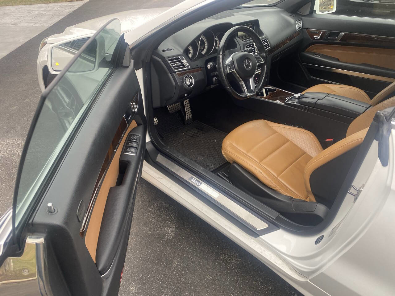 Used 2014 Mercedes-Benz E 550 Cabriolet image 7