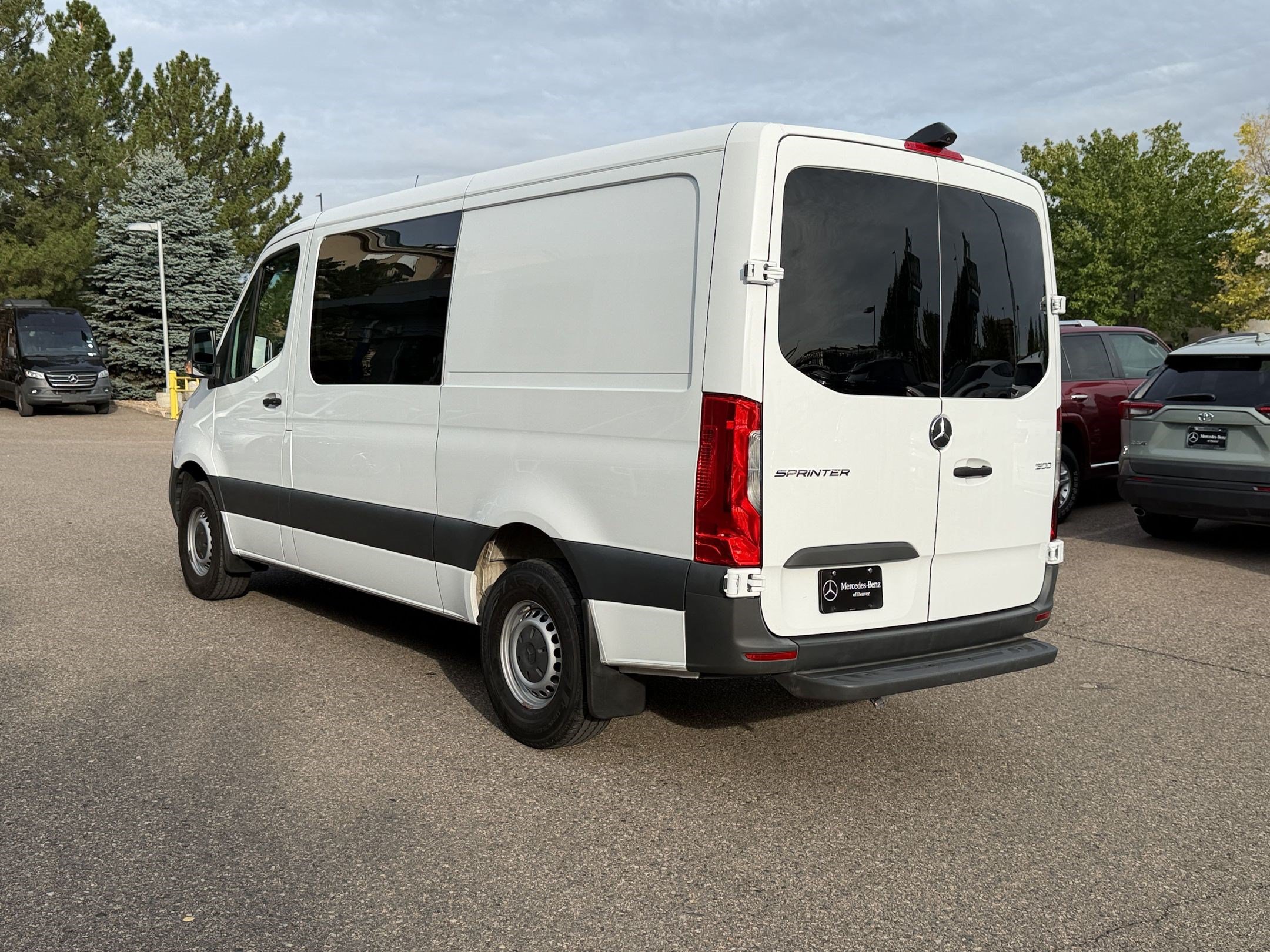 Used 2021 Mercedes-Benz Sprinter 1500 image 3