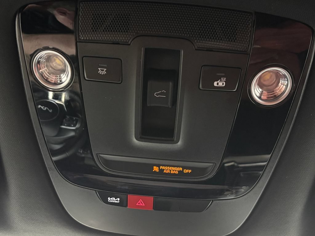 Used 2025 Kia Sportage SX FWD image 24