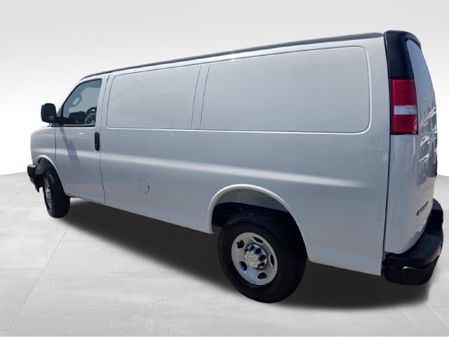 New 2026 Chevrolet Express 2500 w/ Driver Convenience Package RWD image 5