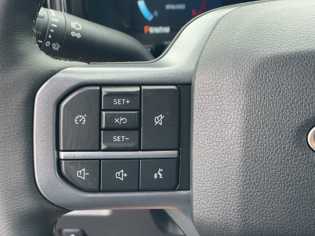 New 2026 Ford F350 Lariat AWD/4WD image 7