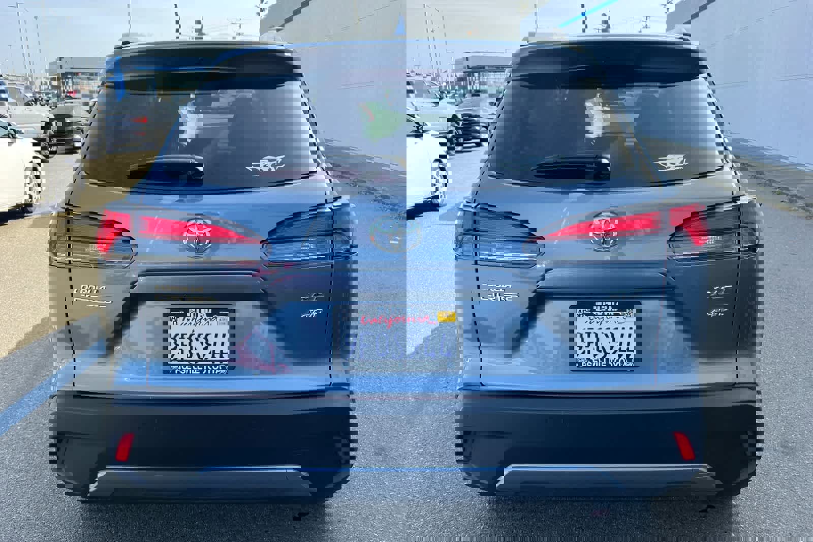 Certified 2023 Toyota Corolla Cross XLE w/ Convenience Package image 5