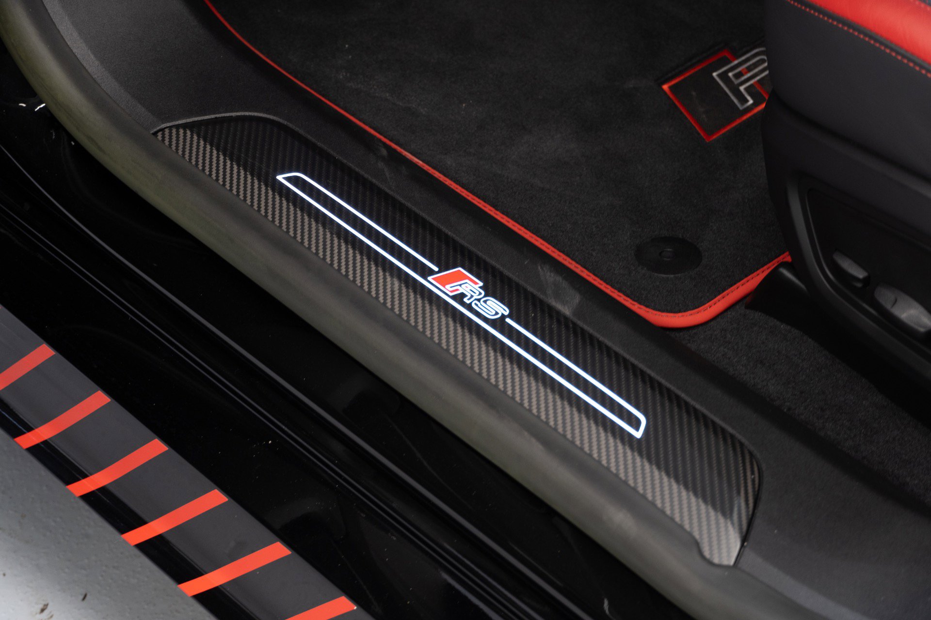 Used 2023 Audi RS e-tron GT image 19