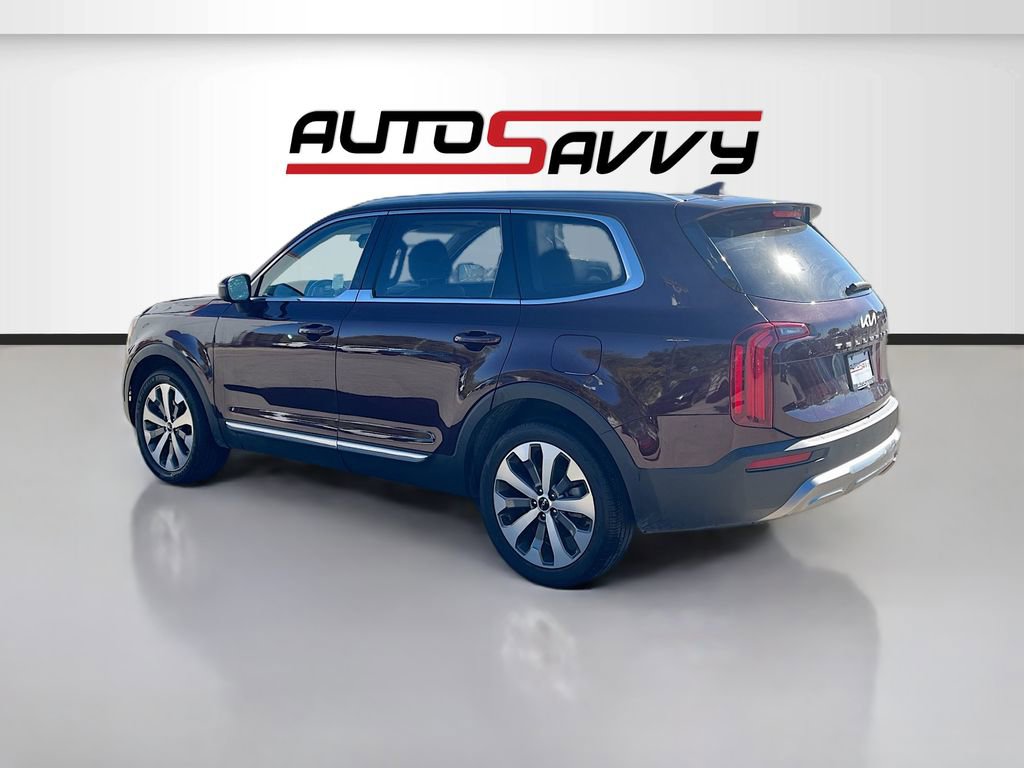 Used 2022 Kia Telluride EX w/ EX Premium Package FWD image 5