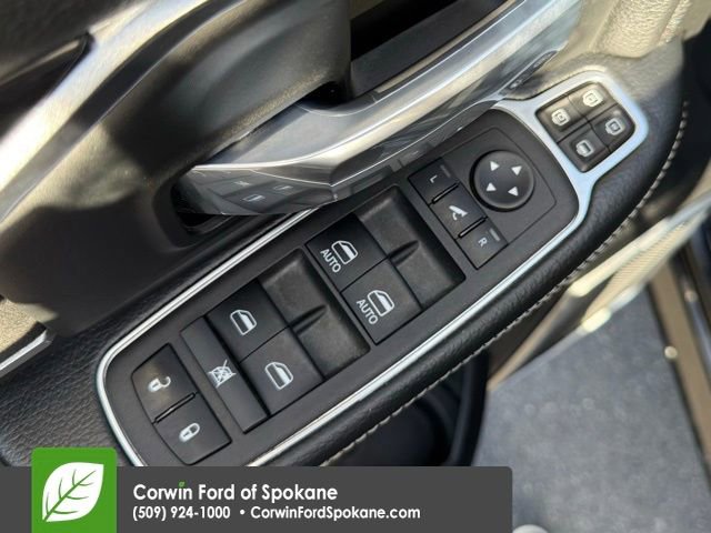 Used 2024 RAM 3500 Laramie w/ Night Edition image 23