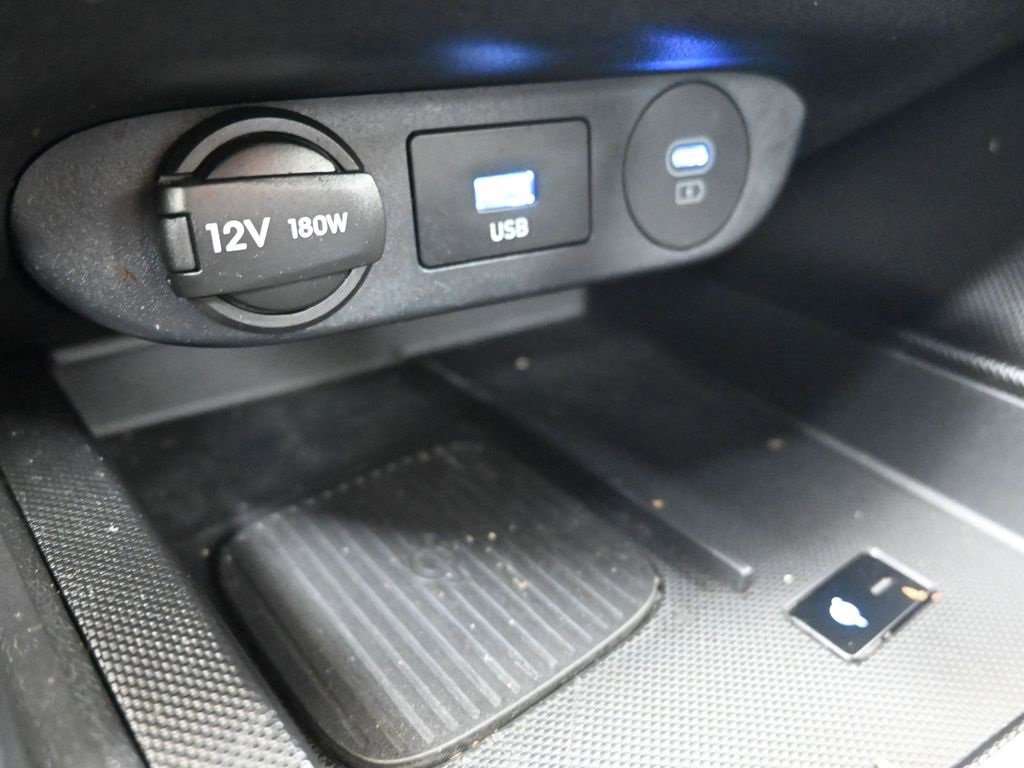 Certified 2025 Hyundai Elantra SEL w/ Cargo Package image 33