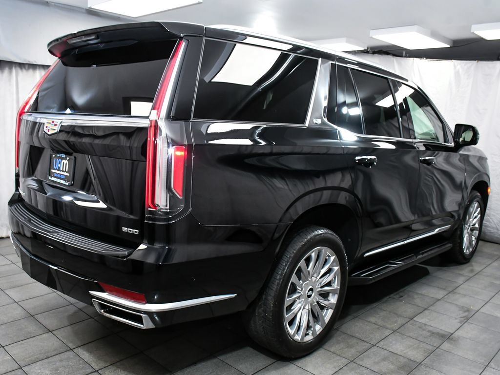 Used 2023 Cadillac Escalade Premium Luxury AWD/4WD image 6