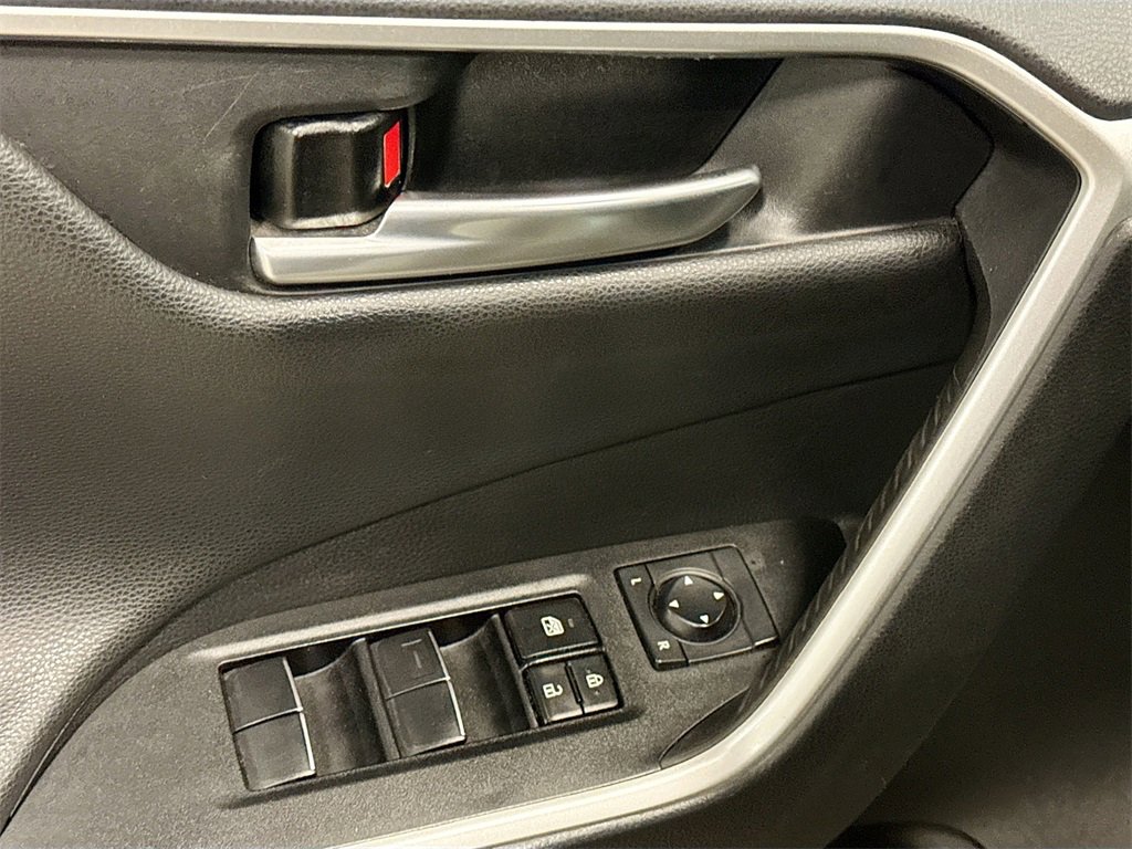 Used 2021 Toyota RAV4 XSE image 17