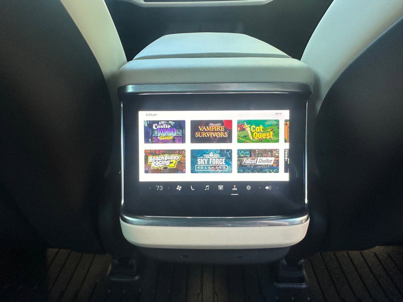 Used 2022 Tesla Model S AWD image 51