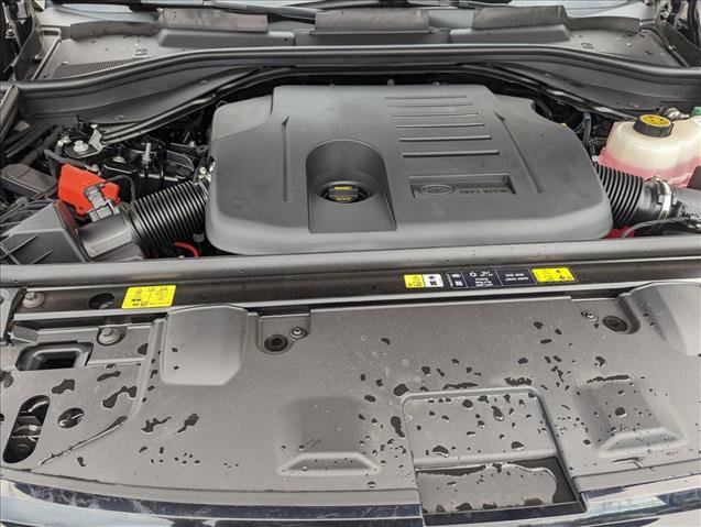 New 2025 Land Rover Range Rover SE image 18