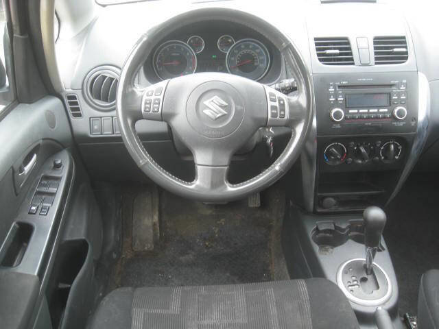 Used 2012 Suzuki SX4 Premium image 14