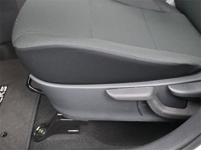 Used 2025 Nissan Kicks Play S image 10