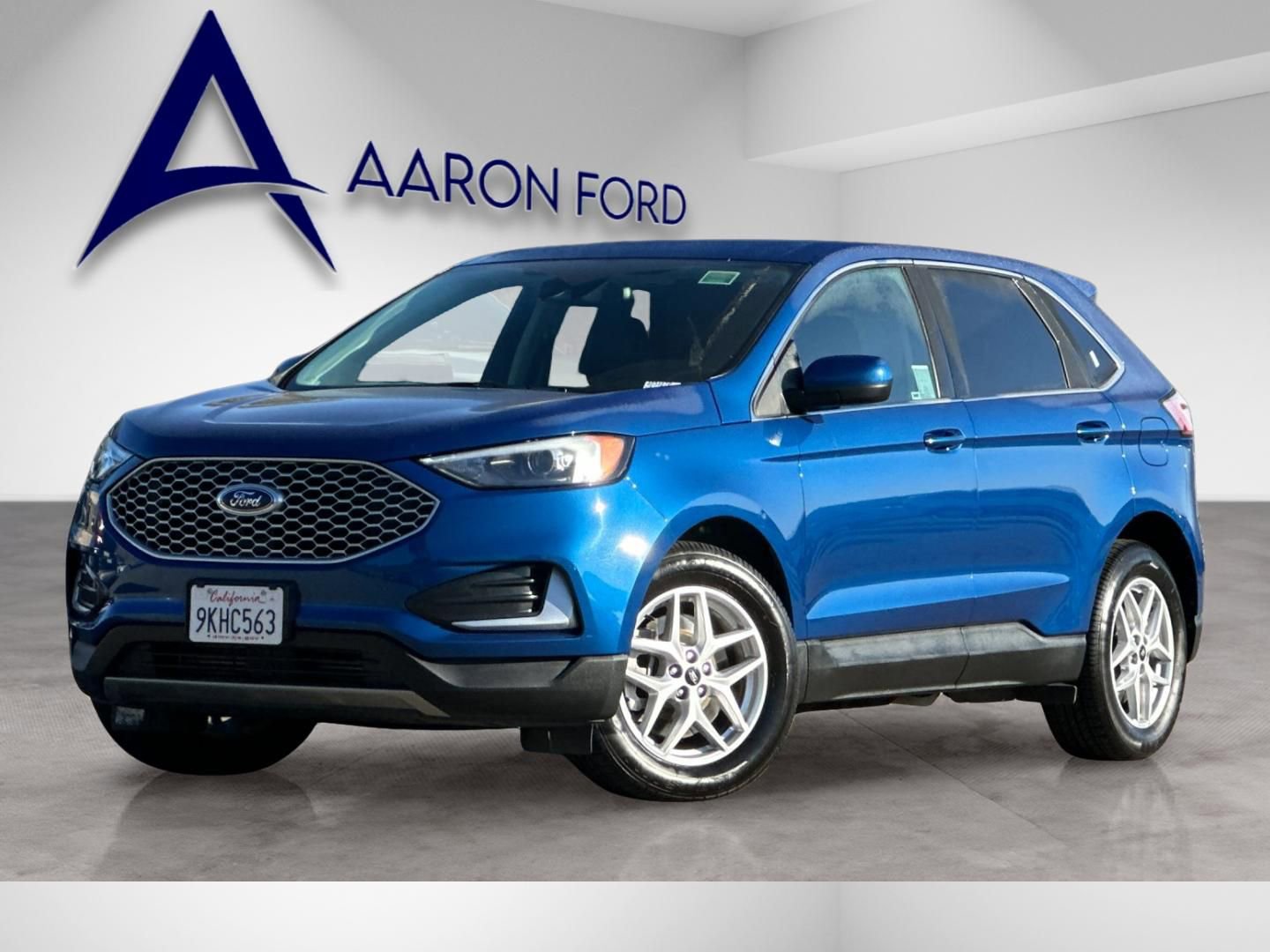 Used 2024 Ford Edge SEL image 2