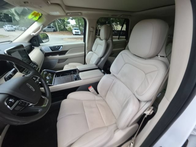 Used 2020 Lincoln Navigator Reserve w/ Luxury Package AWD/4WD image 11