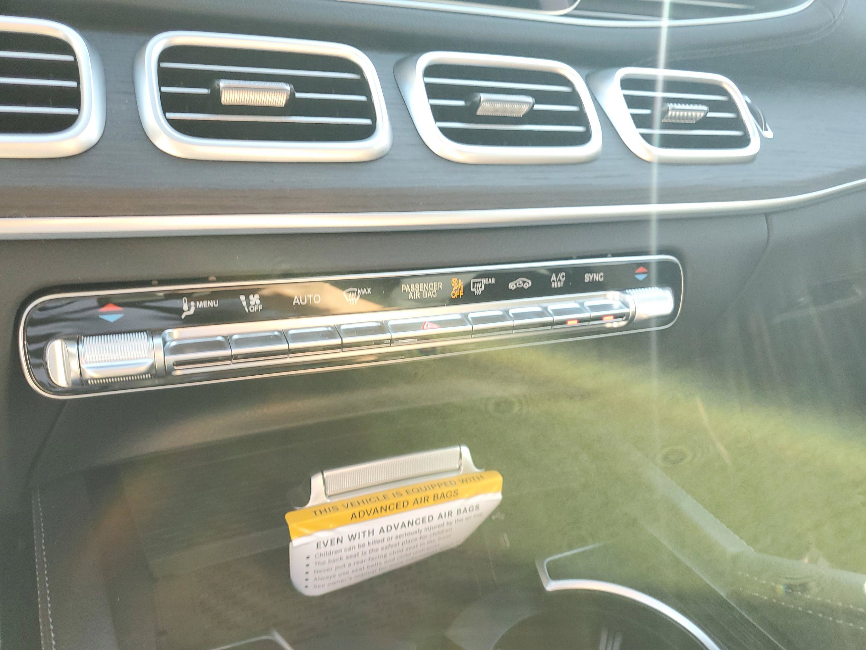Certified 2026 Mercedes-Benz GLS 450 4MATIC image 33
