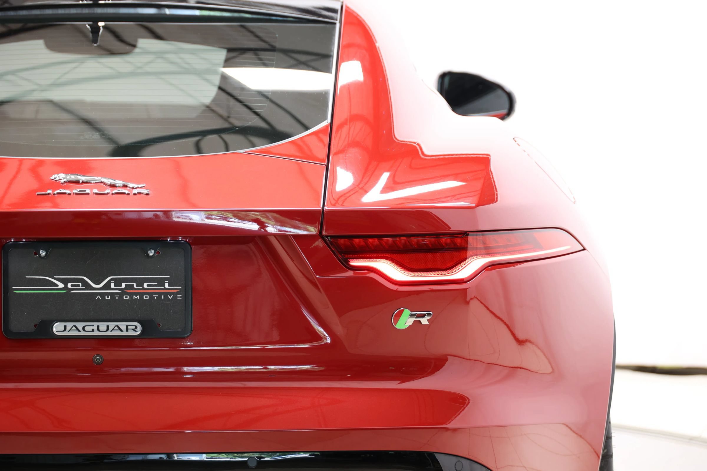 Used 2021 Jaguar F-TYPE R AWD/4WD image 54