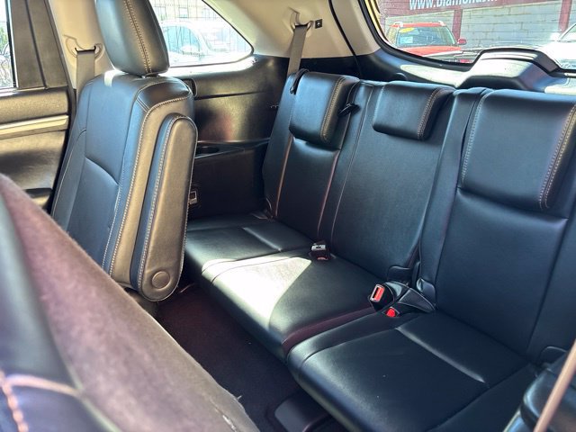 Used 2018 Toyota Highlander Limited AWD/4WD image 19