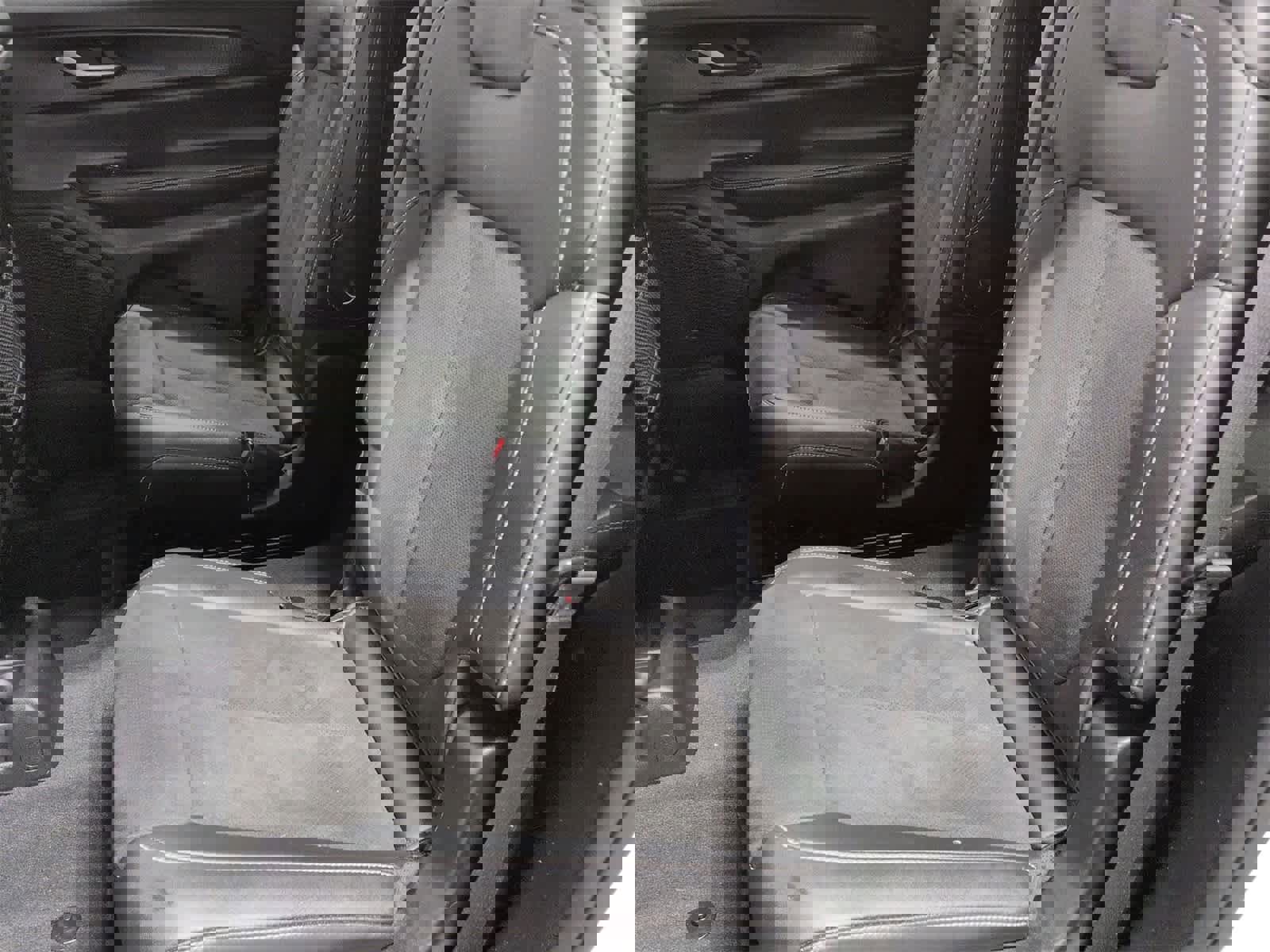 Certified 2024 Jeep Grand Cherokee L Altitude image 21