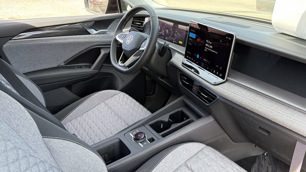 New 2026 Volkswagen Tiguan S AWD/4WD image 7