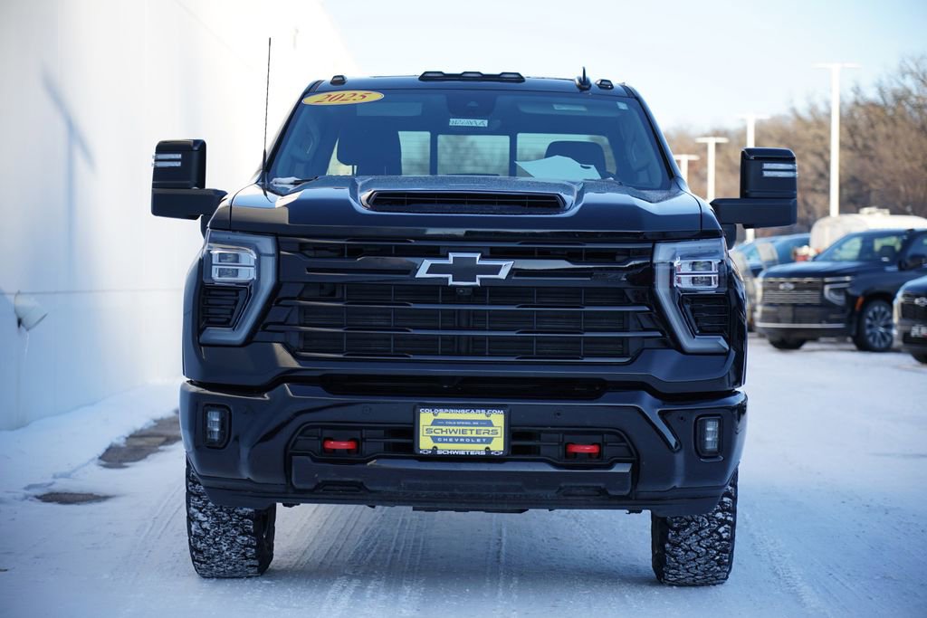 Used 2025 Chevrolet Silverado 3500 LTZ w/ LTZ Plus Package image 8