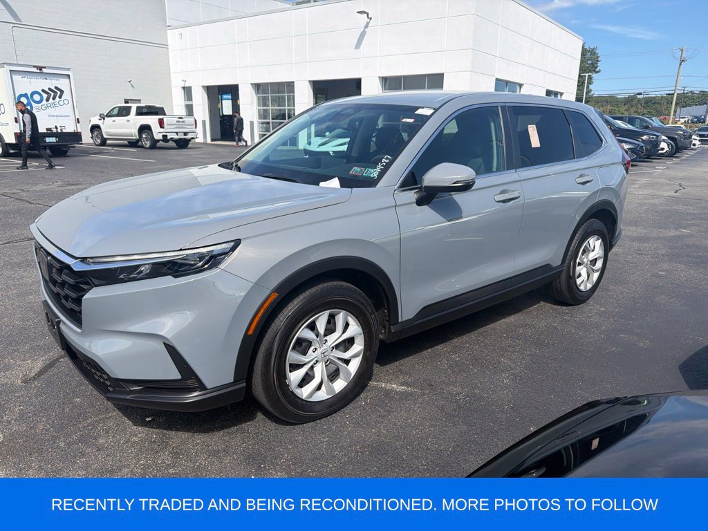 Used 2025 Honda CR-V LX image 2