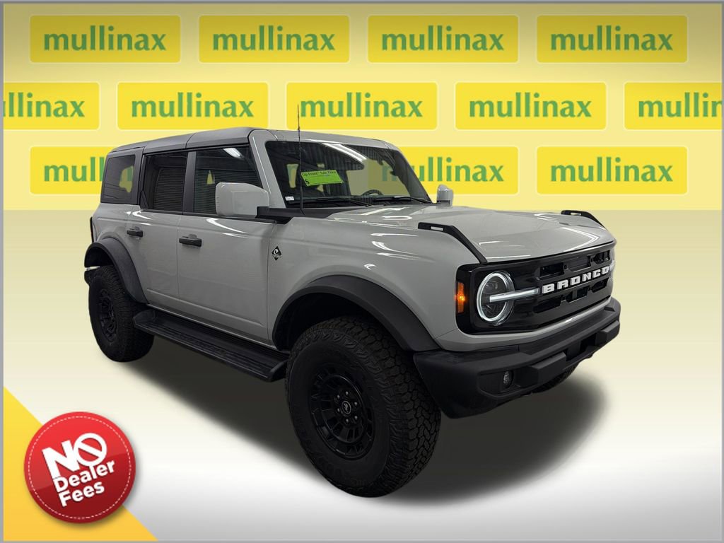 New 2026 Ford Bronco Outer Banks w/ Sasquatch Package