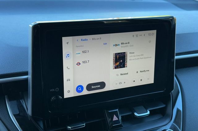 Used 2024 Toyota Corolla Cross XLE w/ Convenience Package image 20