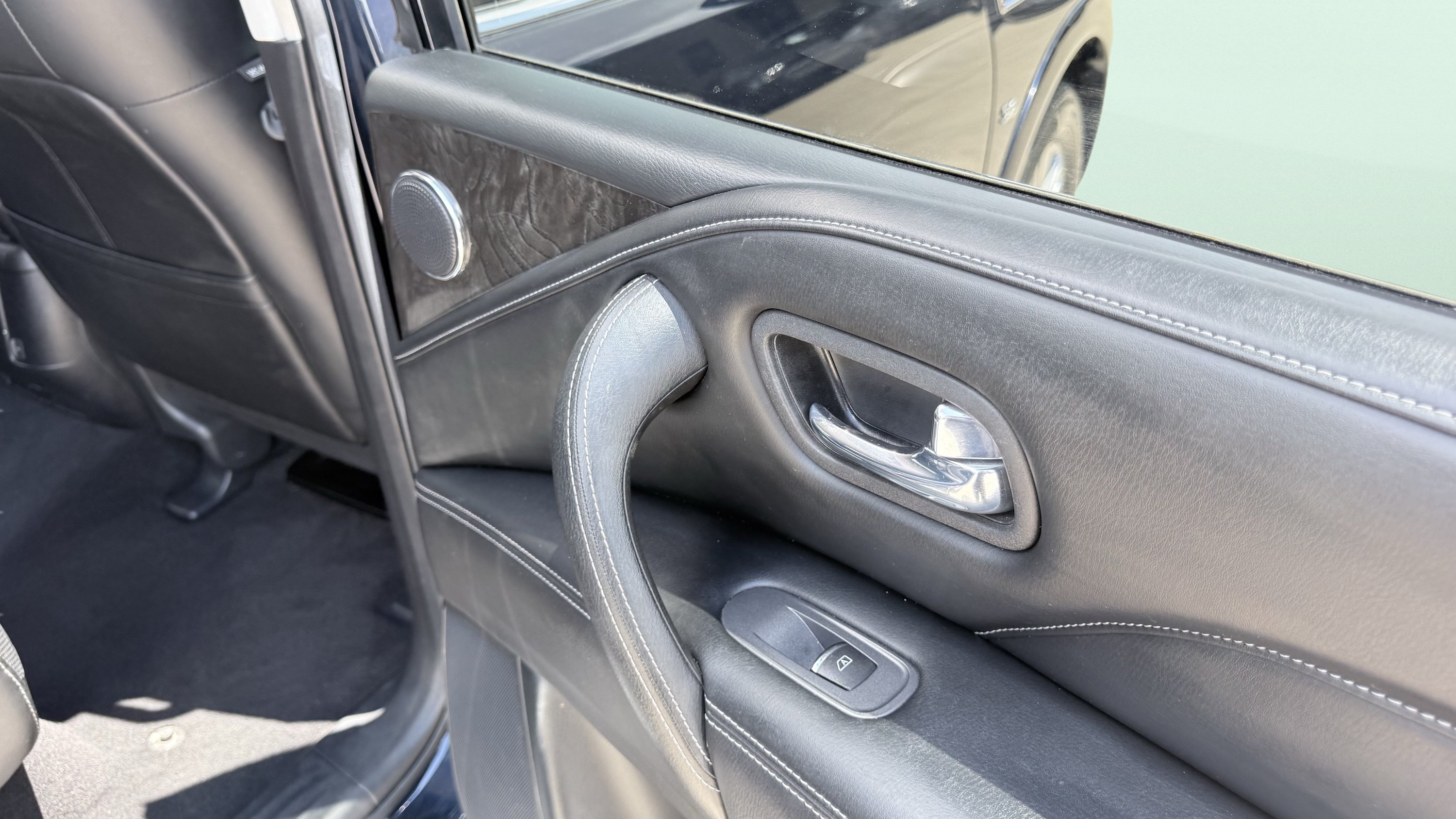 Used 2020 INFINITI QX80 Luxe w/ Proassist Package RWD image 36