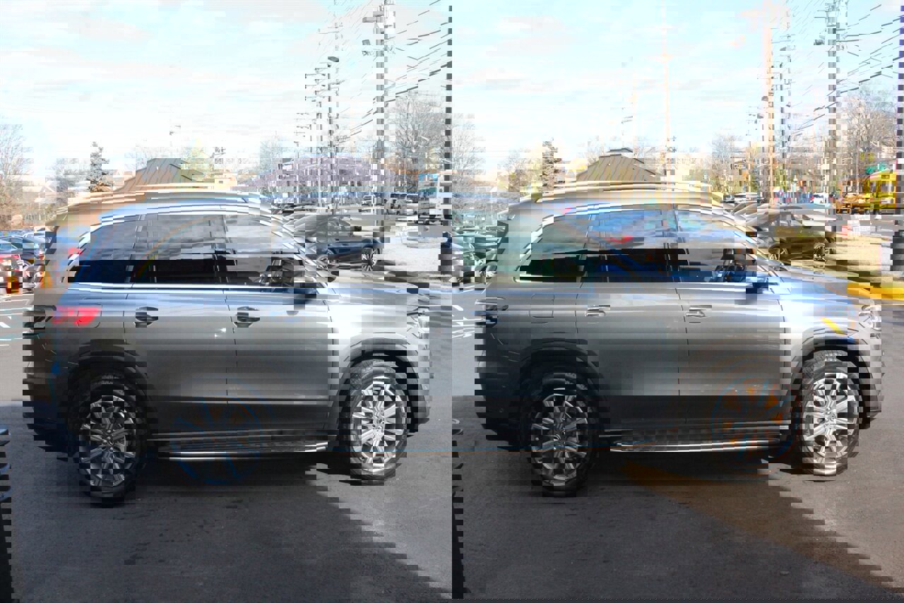 Used 2021 Mercedes-Benz GLS 450 4MATIC image 27