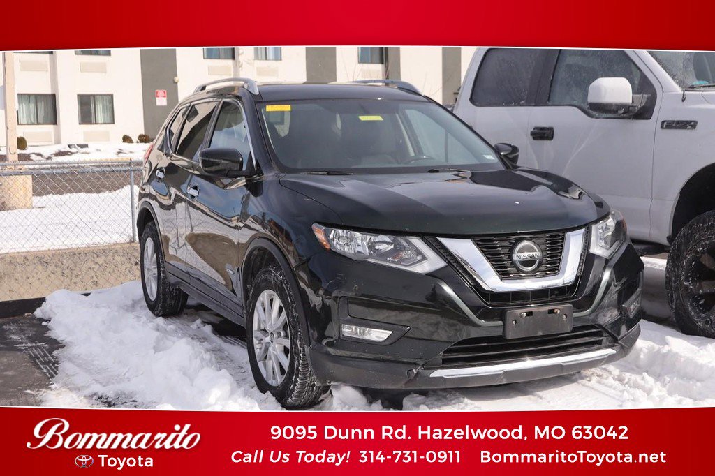 Used 2018 Nissan Rogue SV