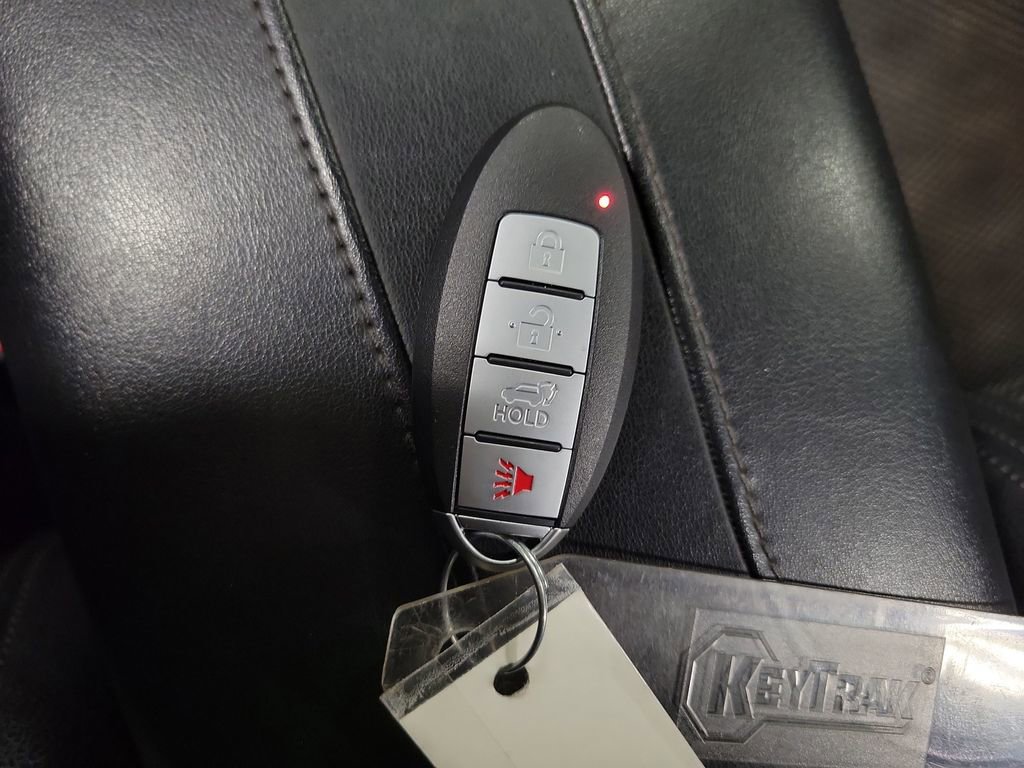 Used 2020 Nissan Rogue Sport SV w/ Technology Package image 17