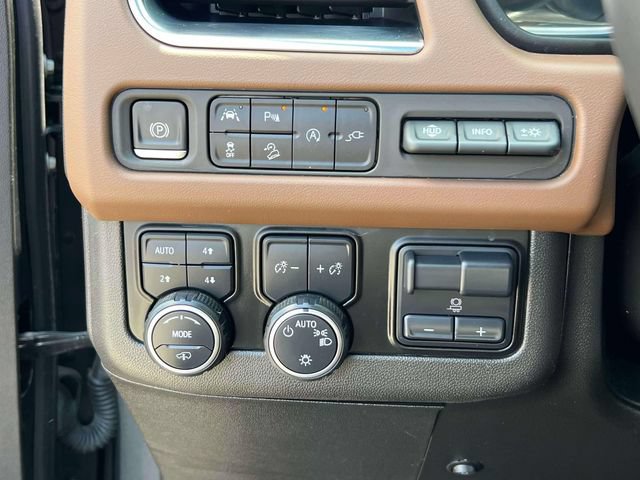 Used 2021 Chevrolet Tahoe High Country AWD/4WD image 22