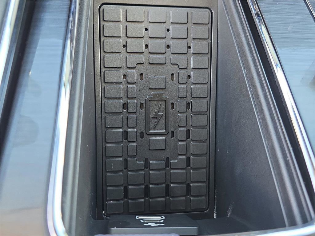 Used 2025 Lincoln Aviator Reserve w/ Equipment Group 201A image 26