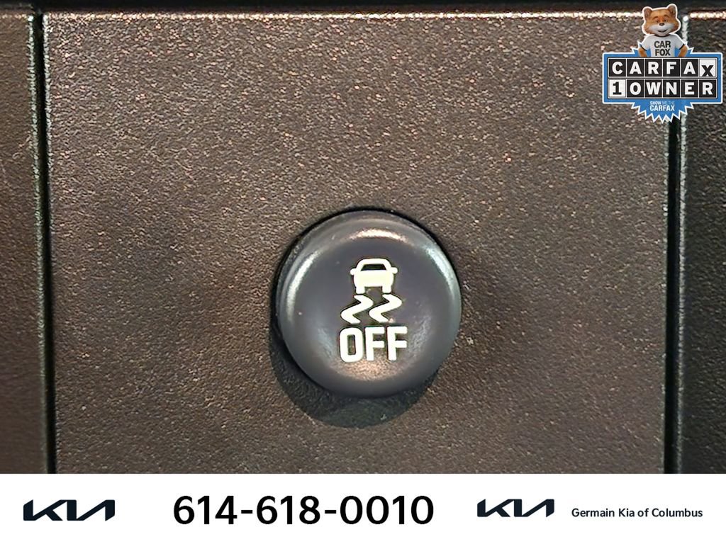 Used 2020 Chevrolet Express 2500 w/ Driver Convenience Package image 29