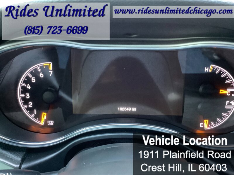 Used 2017 Jeep Grand Cherokee Altitude AWD/4WD image 27